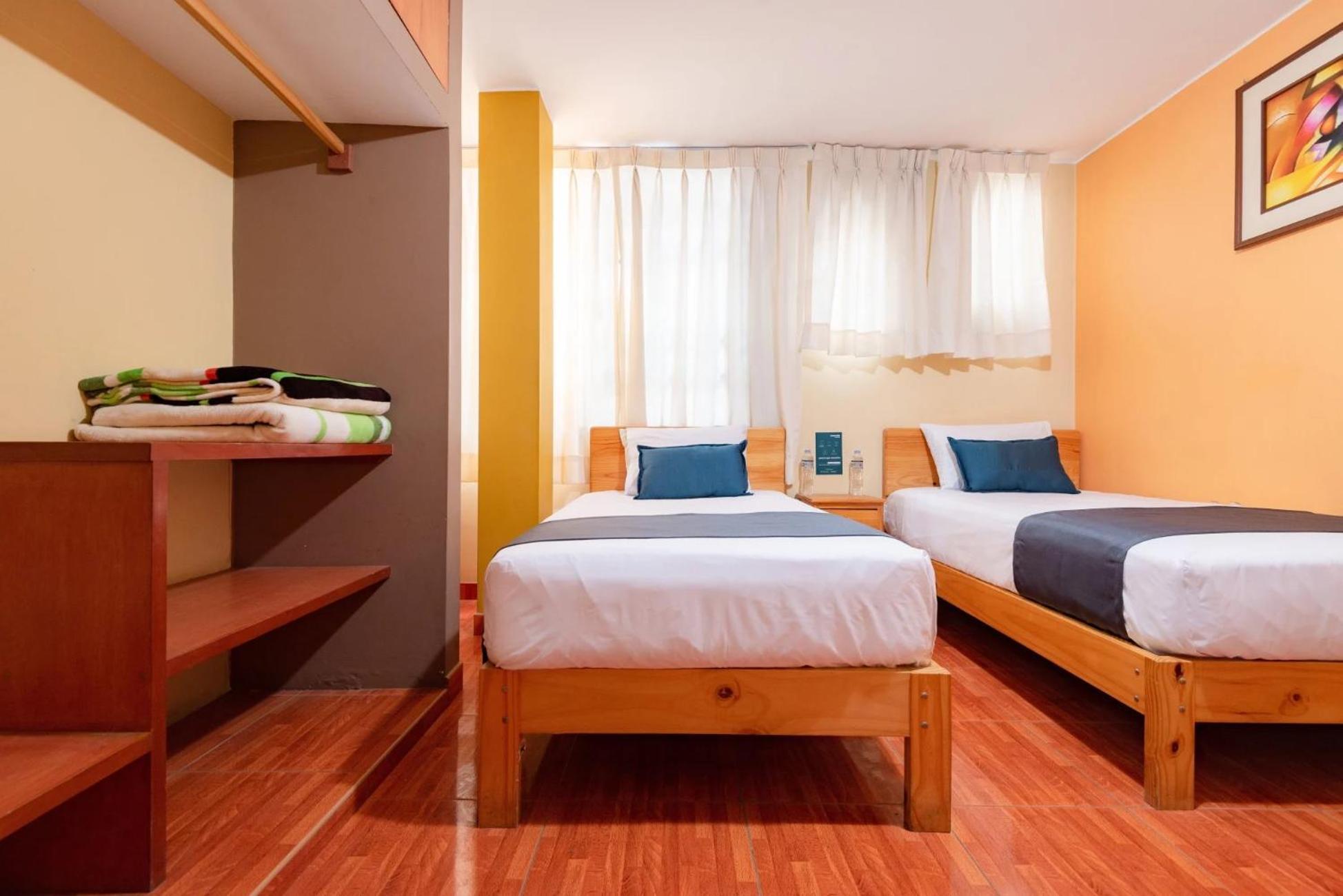 Hotel Savoy איקה מראה חיצוני תמונה