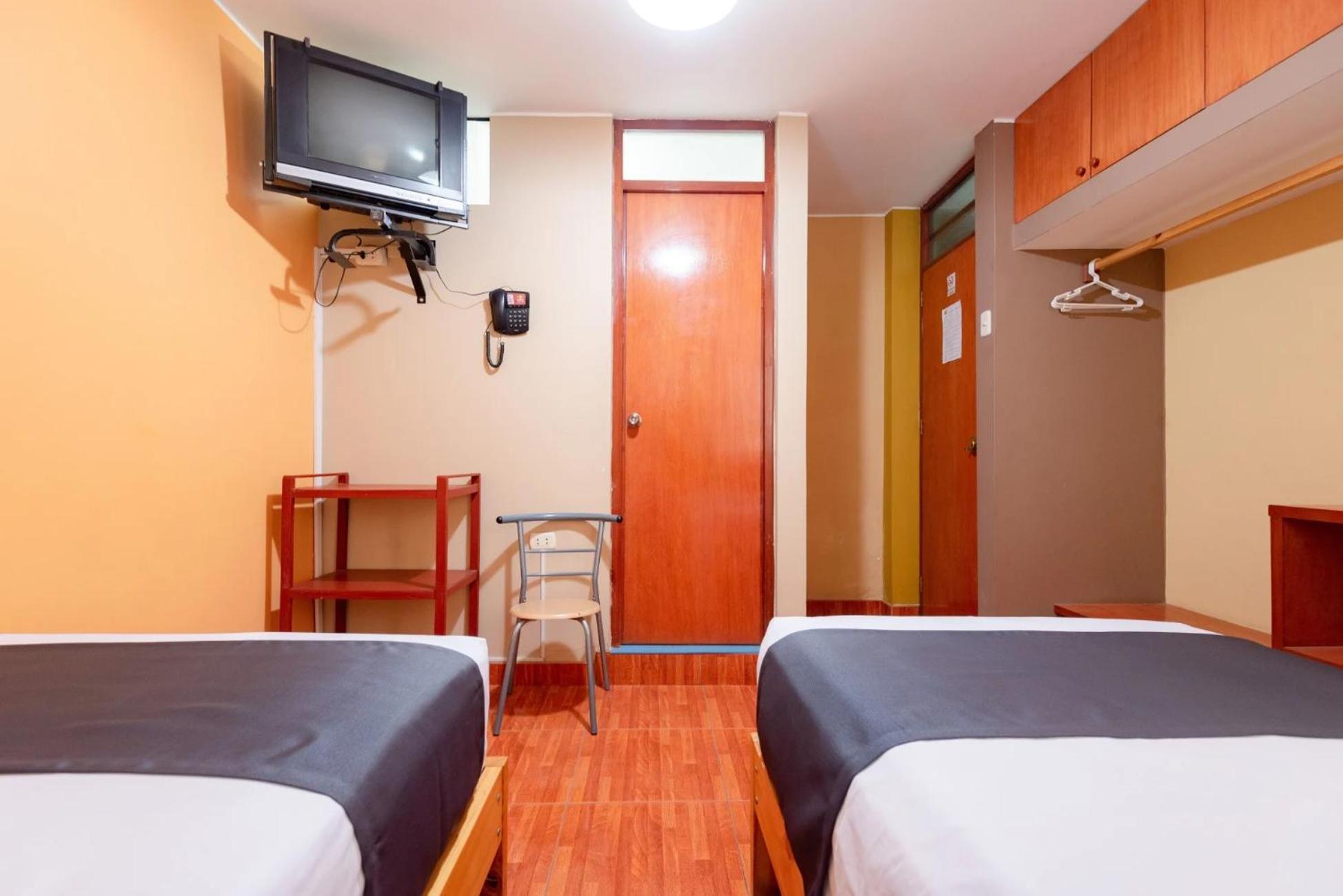 Hotel Savoy איקה מראה חיצוני תמונה